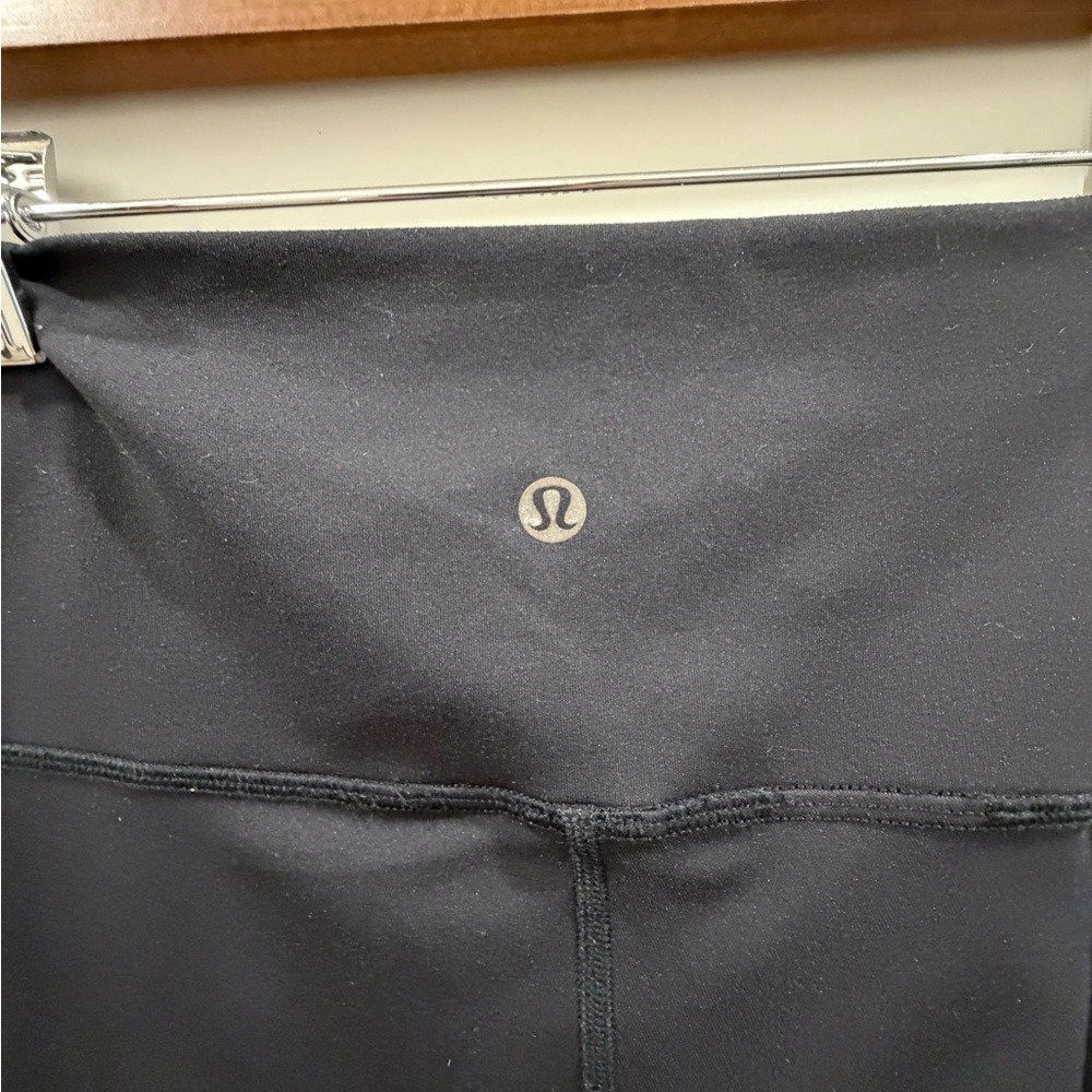 lululemon athletica Black High-Waist Align Leggings SZ 6 - Picture 2 of 6